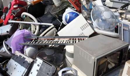 Contoh rencana bisnis bengkel limbah elektronik