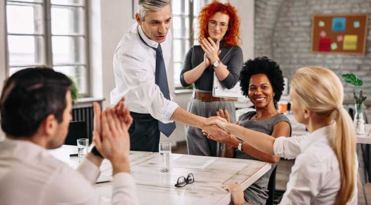 Incentivizing Your Employees Can Help Your Business Thrive