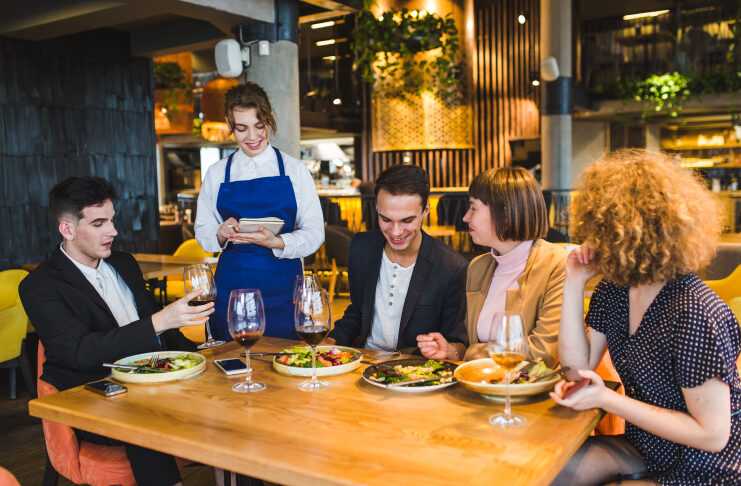 Strategies To Attract Many Customers And Fill Your Restaurant